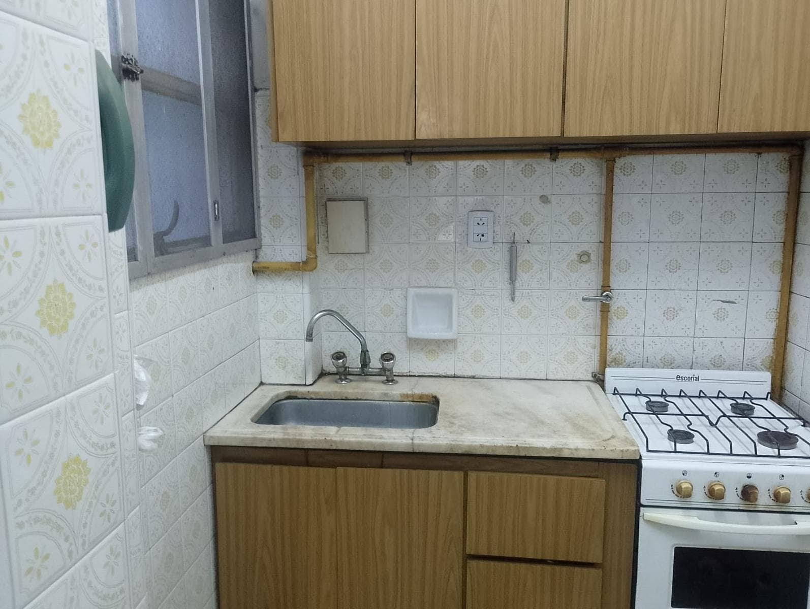 3-Room Apartment for Sale in Balvanera, Facing the Street with a Bright Balcony