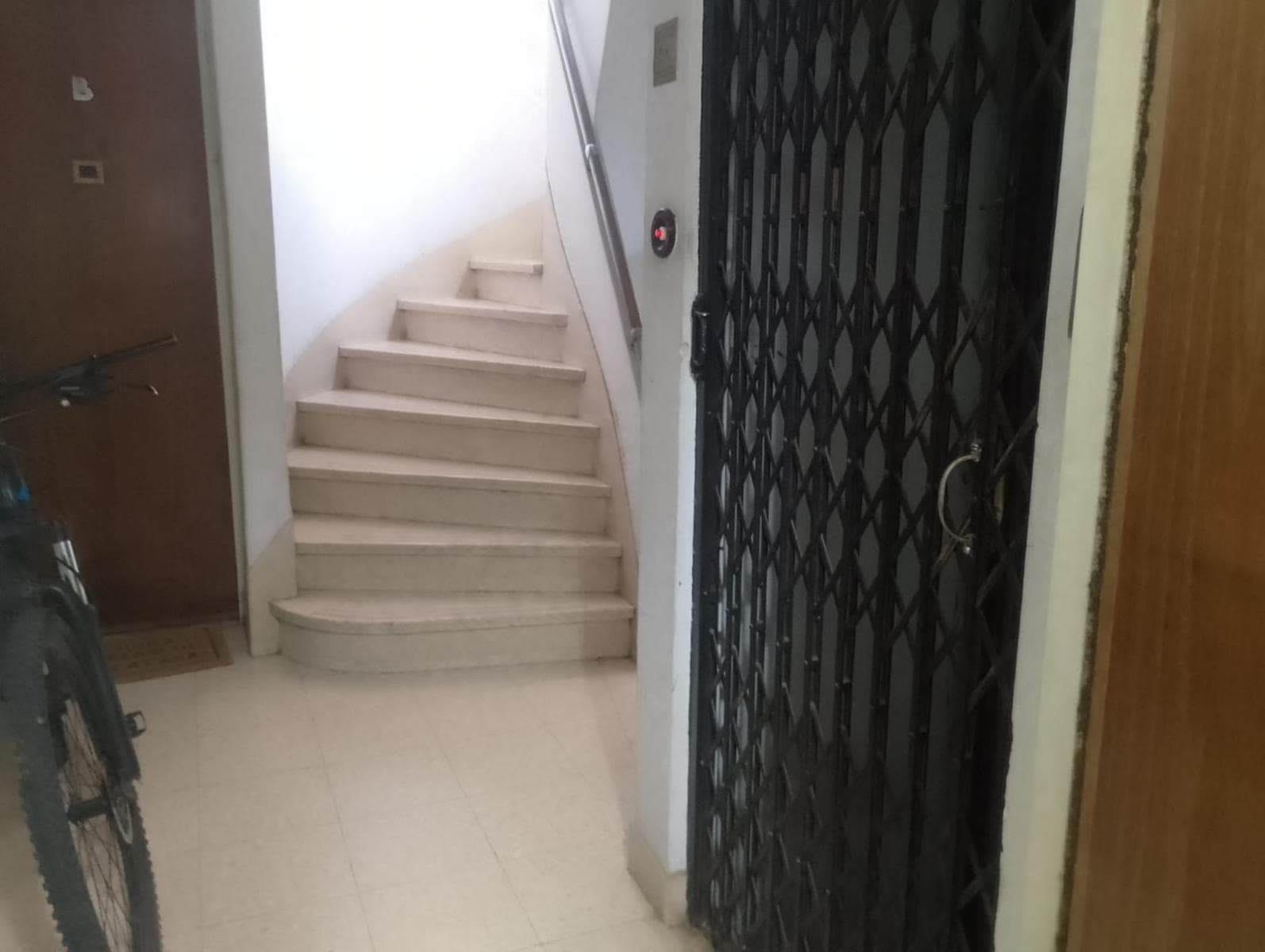 3-Room Apartment for Sale in Balvanera, Facing the Street with a Bright Balcony