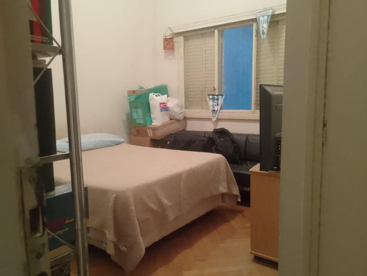 3-Room Apartment for Sale in Balvanera, Facing the Street with a Bright Balcony