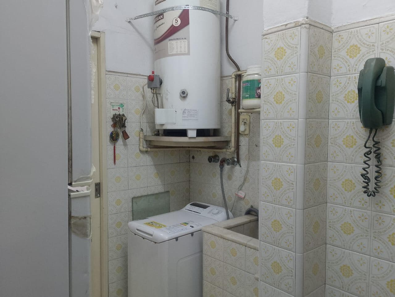 3-Room Apartment for Sale in Balvanera, Facing the Street with a Bright Balcony