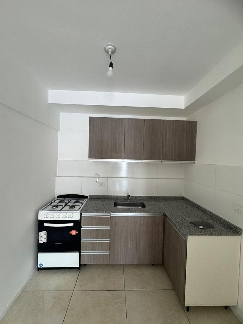 2-bedroom apartment with a balcony facing the rear of the building, in excellent condition