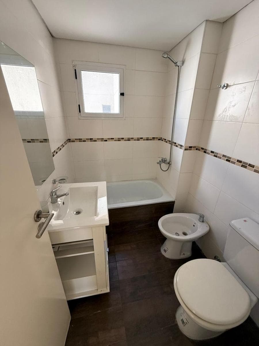 2-Bedroom Apartment for Sale with a Balcony in Floresta