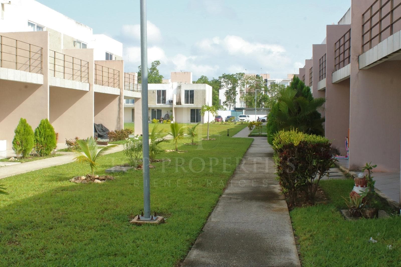 Beautiful House for Sale in Cancun, Marina Turquesa Residential Complex, Quintana Roo.
