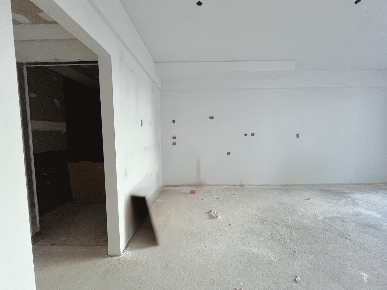One-room apartment in Palermo with a balcony
