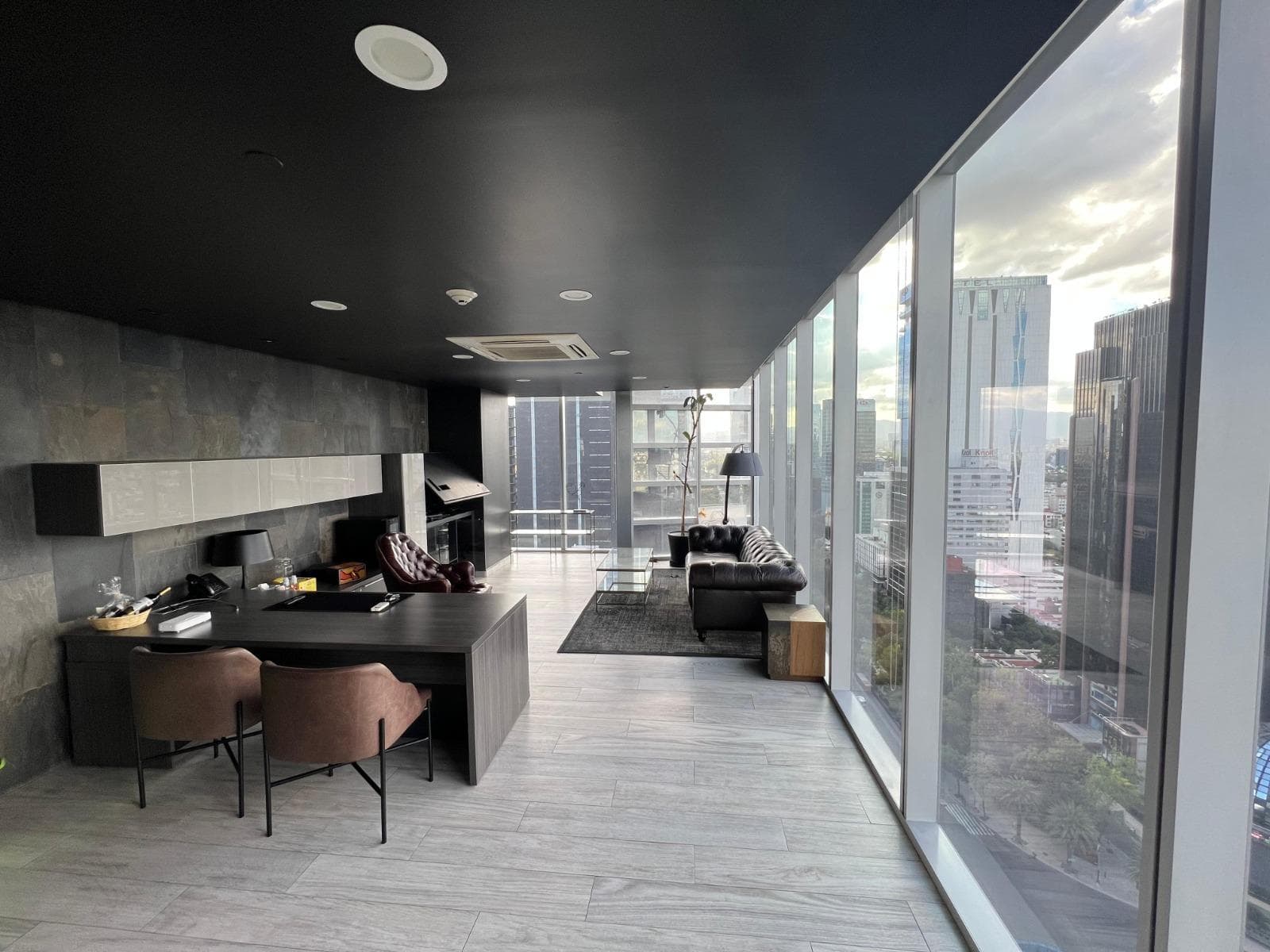 Office for Rent on Paseo de la Reforma