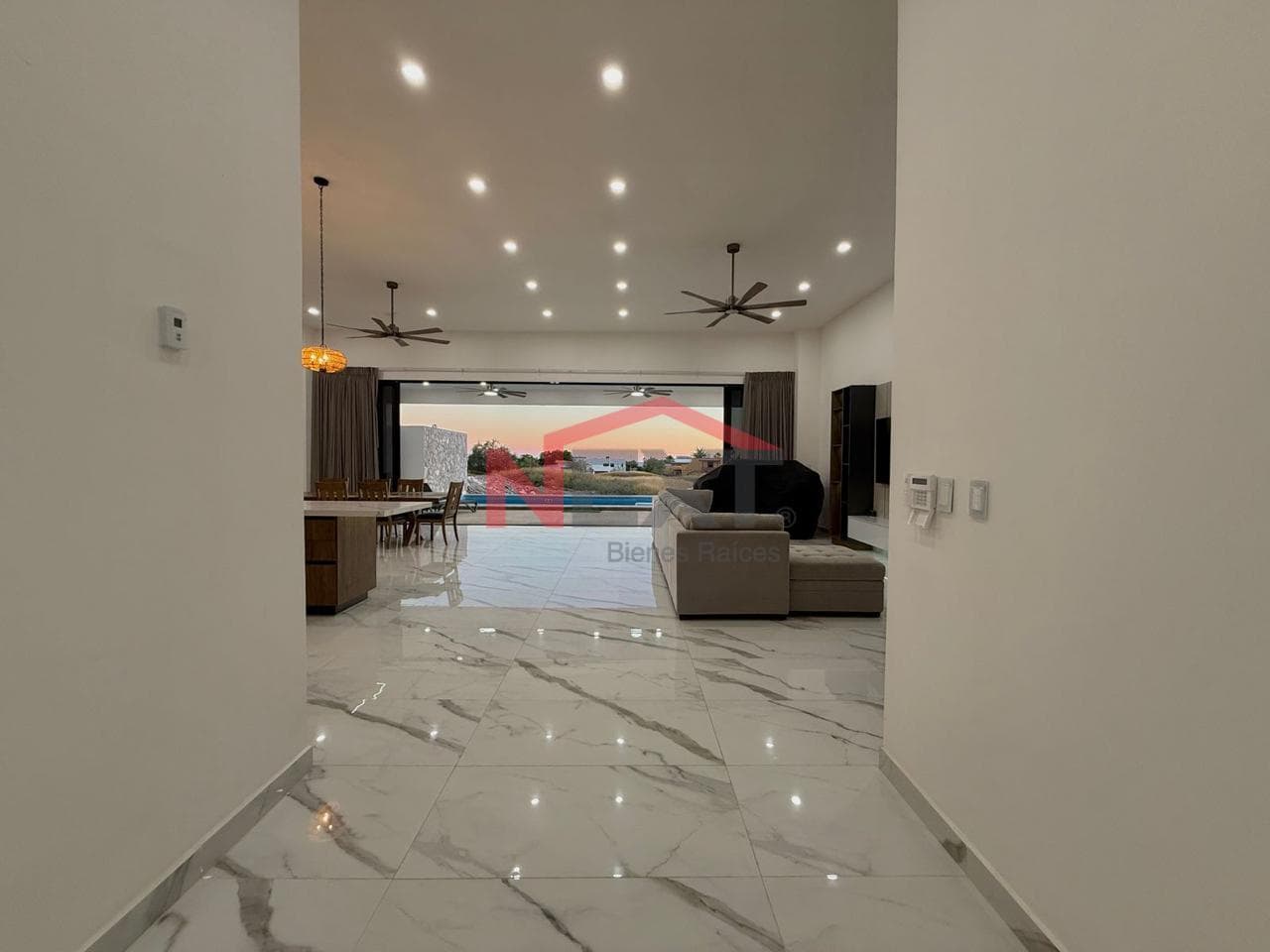 You'll enjoy your vacation best here