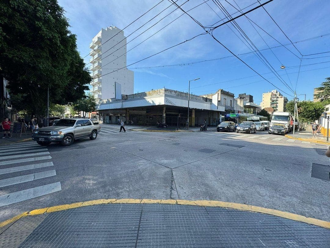 MONTE CASTRO LOT FOR SALE: TRADE-IN AND FINANCING AVAILABLE