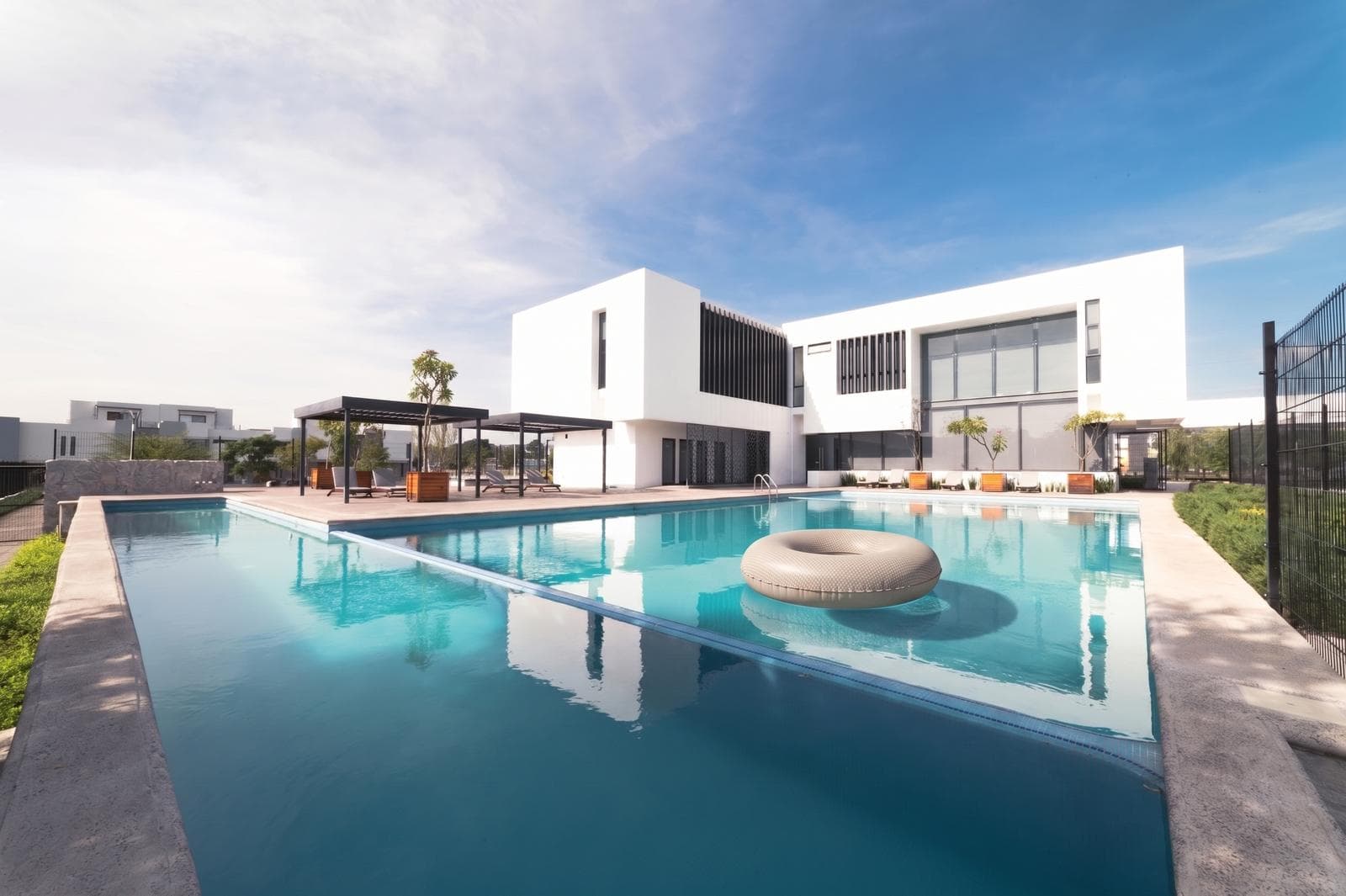 House on Camino Real in Colima