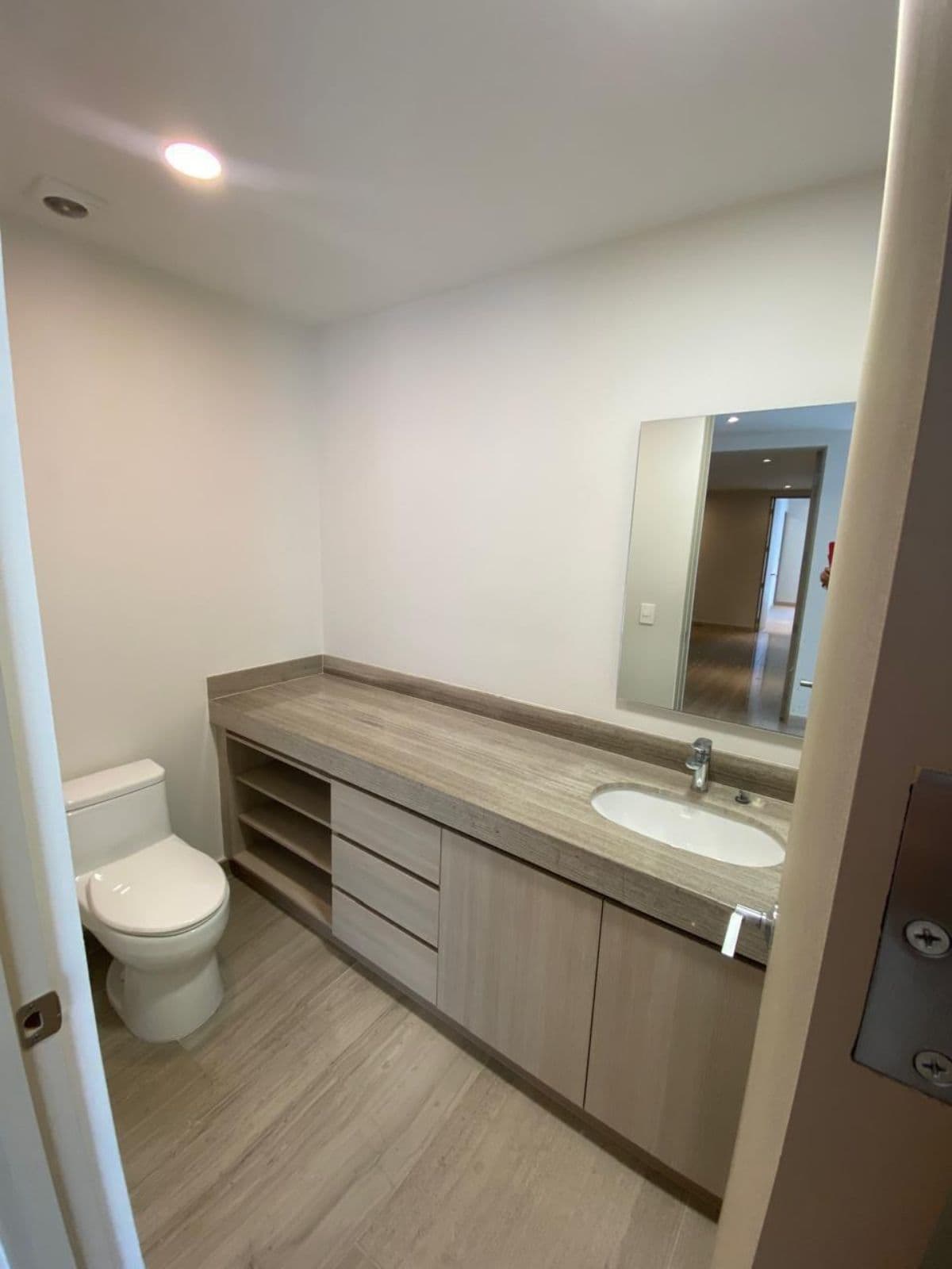 Apartment - Del Valle