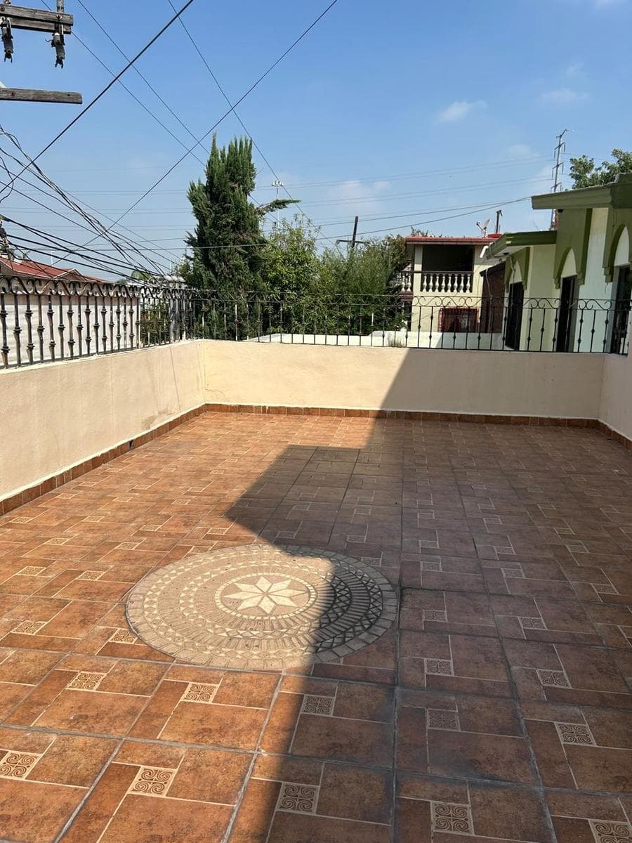FOR SALE: Property with 3 SEPARATE APARTMENTS, each measuring 132 m² - COL. CONTRY SOL