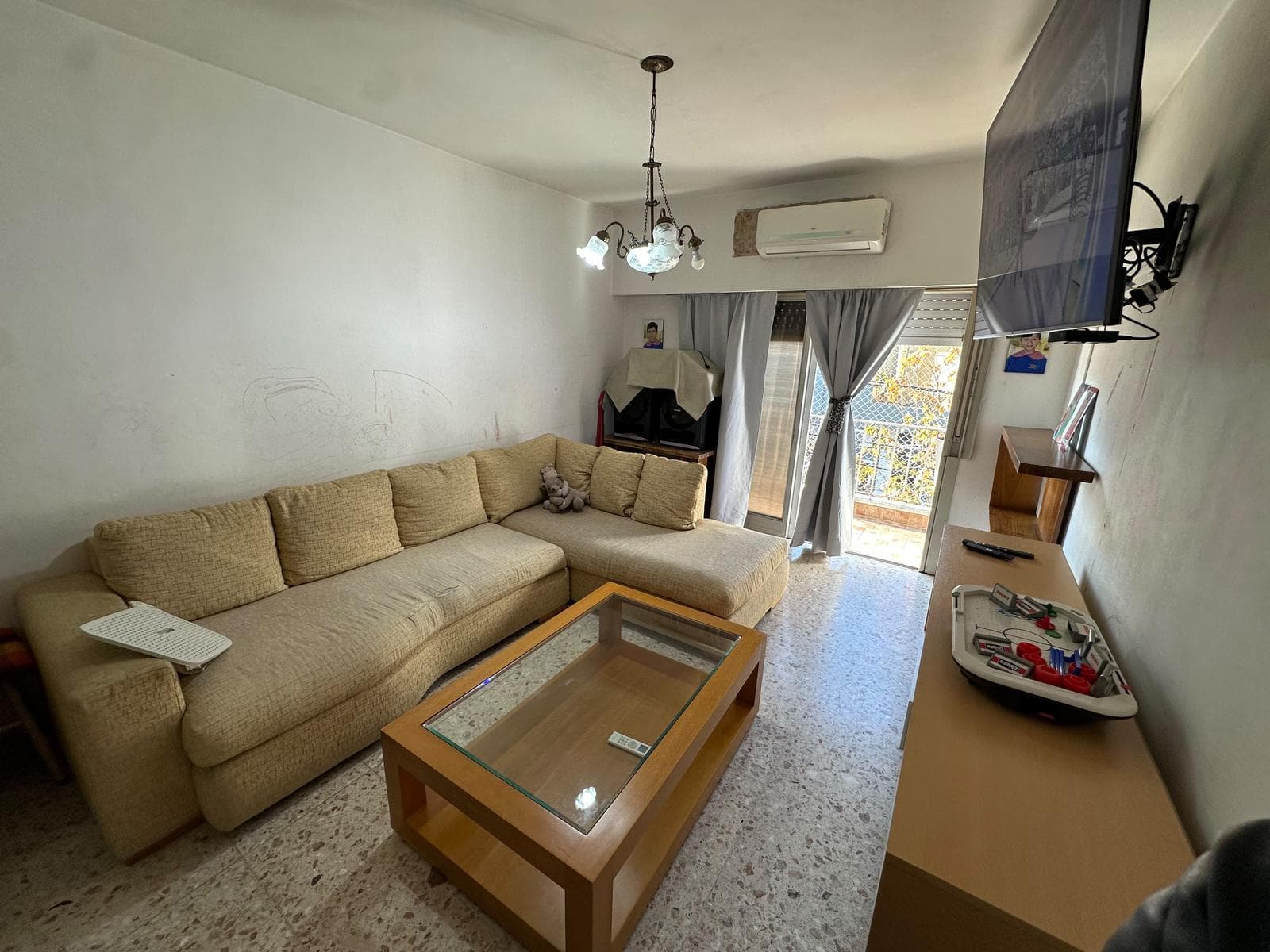 6-room townhouse for sale, SEPARATE ENTRANCE, NO ASSOCIATION FEES - QUALIFIES FOR MORTGAGE - VILLA MAIPU - EXCHANGE
