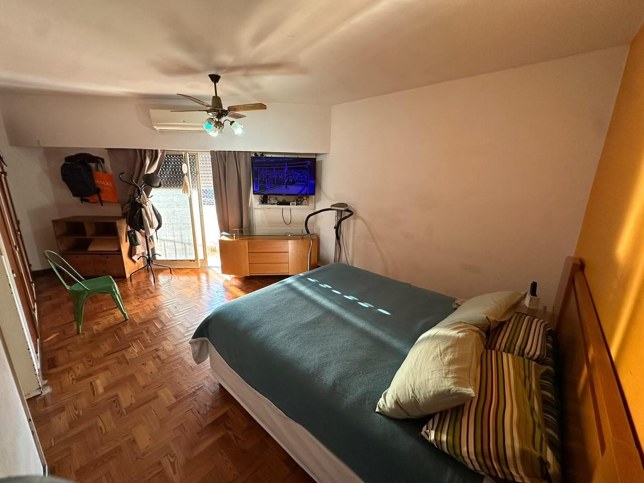 6-room townhouse for sale, SEPARATE ENTRANCE, NO ASSOCIATION FEES - QUALIFIES FOR MORTGAGE - VILLA MAIPU - EXCHANGE