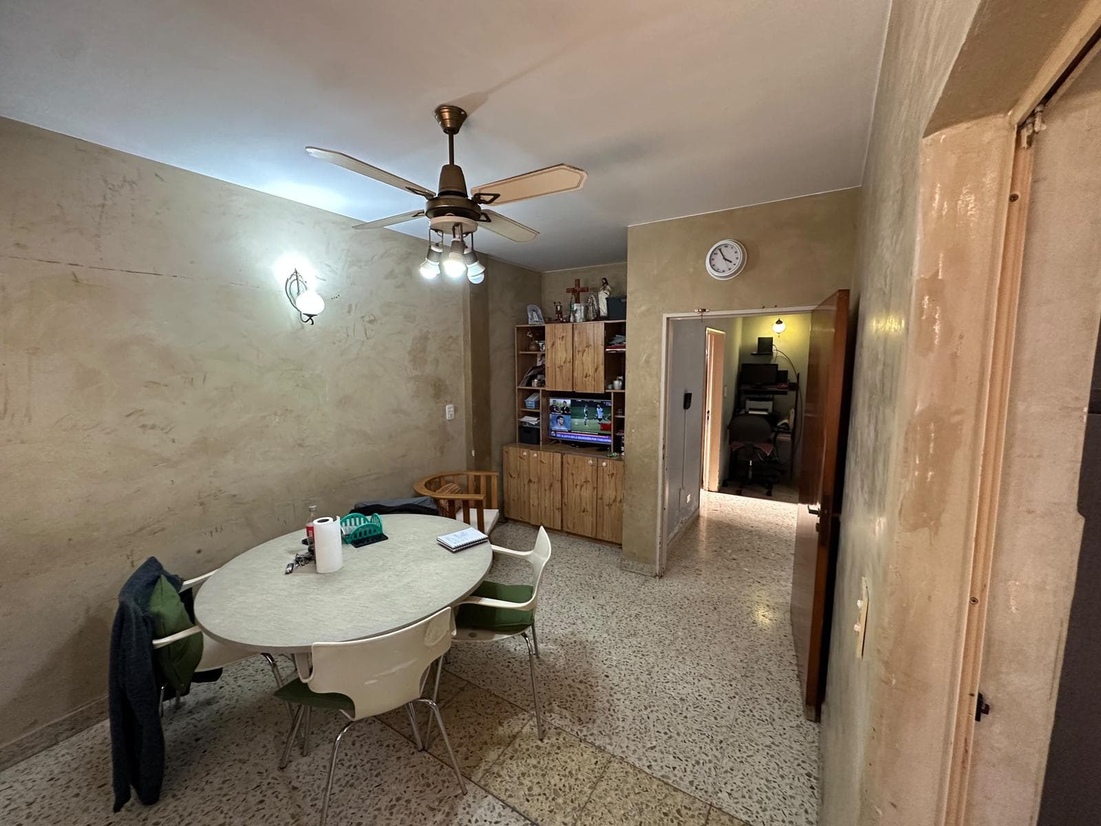 6-room townhouse for sale, SEPARATE ENTRANCE, NO ASSOCIATION FEES - QUALIFIES FOR MORTGAGE - VILLA MAIPU - EXCHANGE