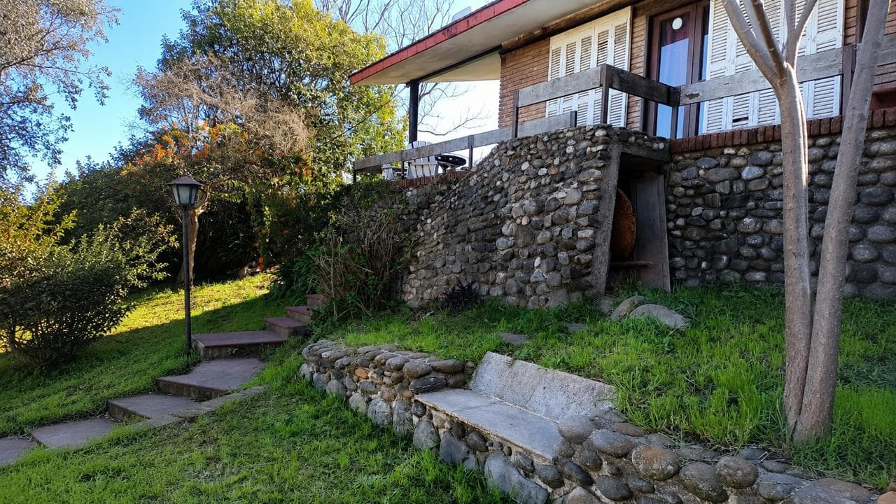 House for Sale in Rio Ceballos: 3 Bedrooms
