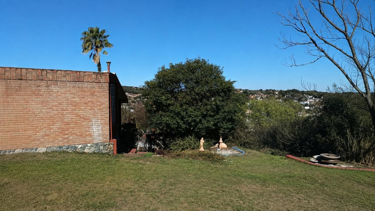 Venta casa en Rio Ceballos 3 dormitorios