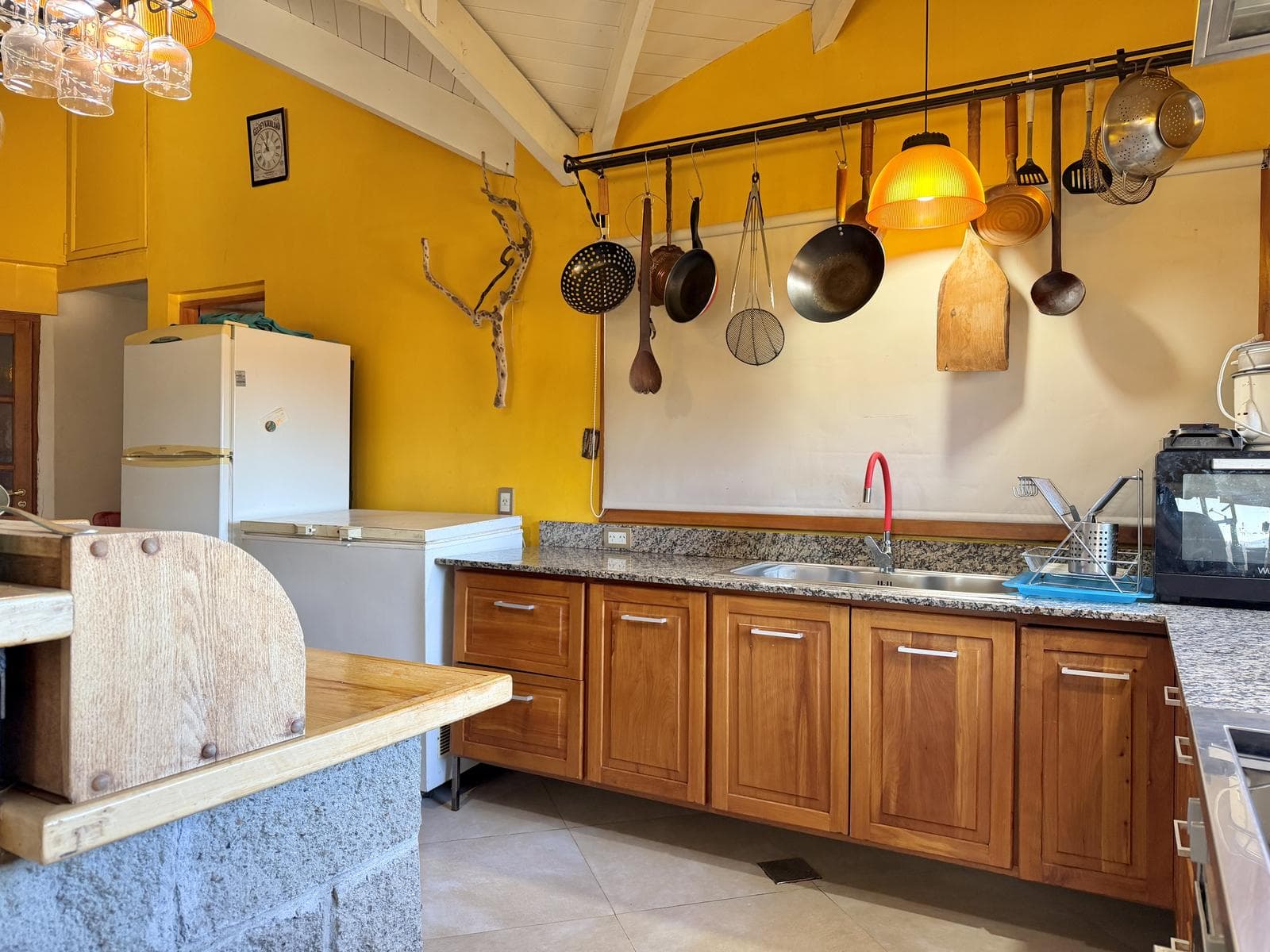 House for Sale in the "Girasoles del Limay" Neighborhood