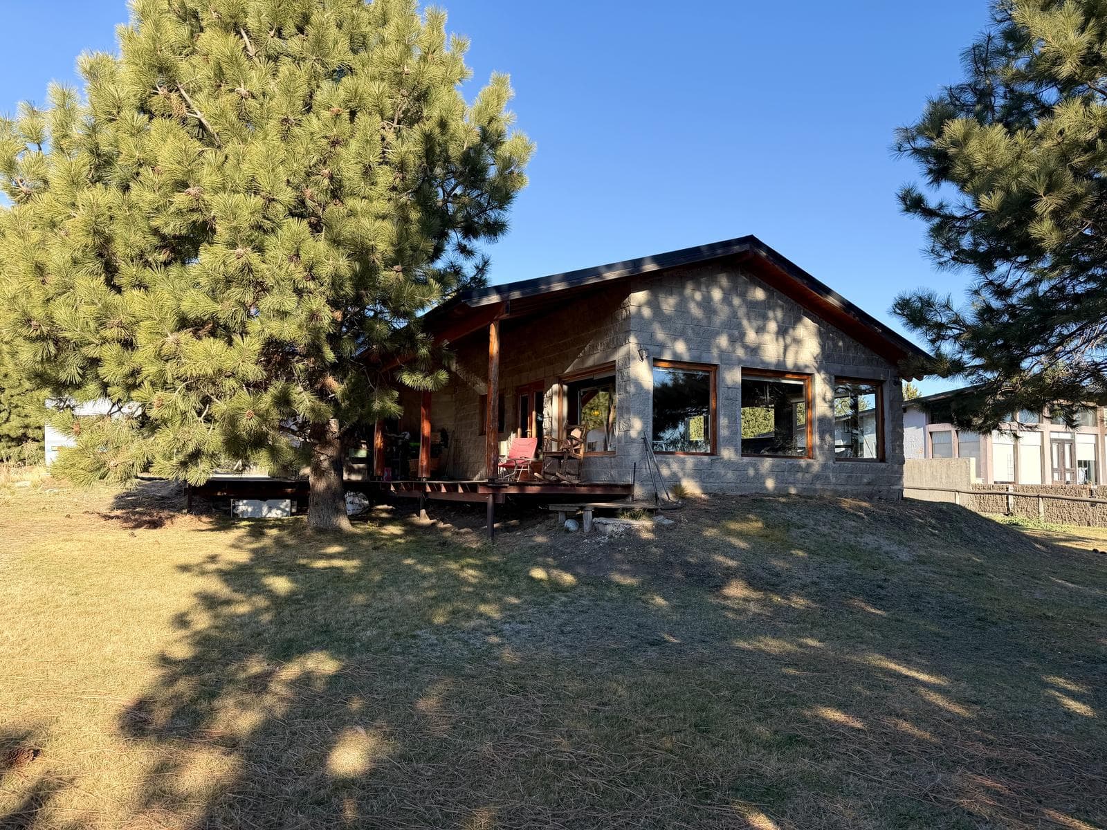 House for Sale in the "Girasoles del Limay" Neighborhood