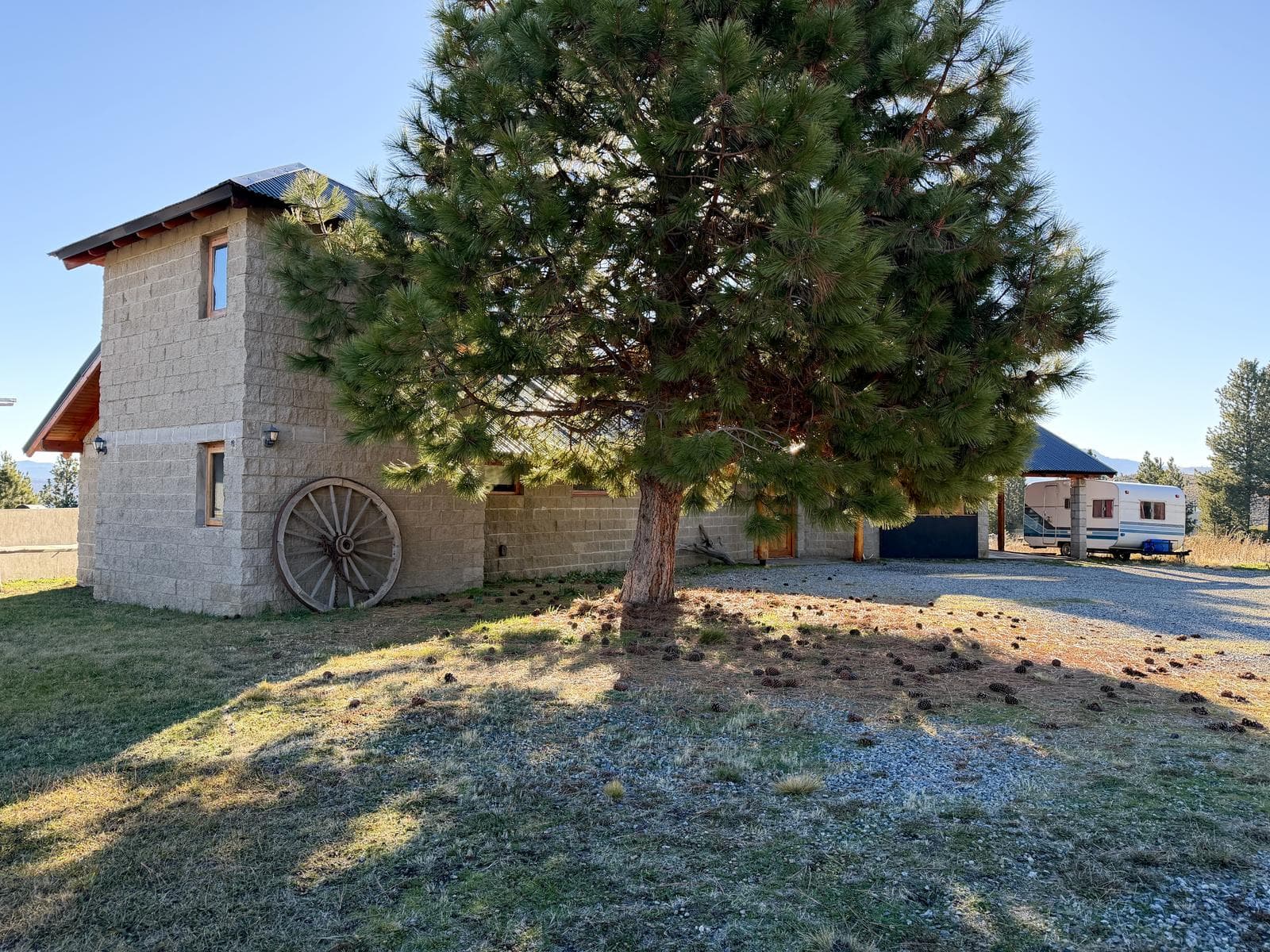 House for Sale in the "Girasoles del Limay" Neighborhood