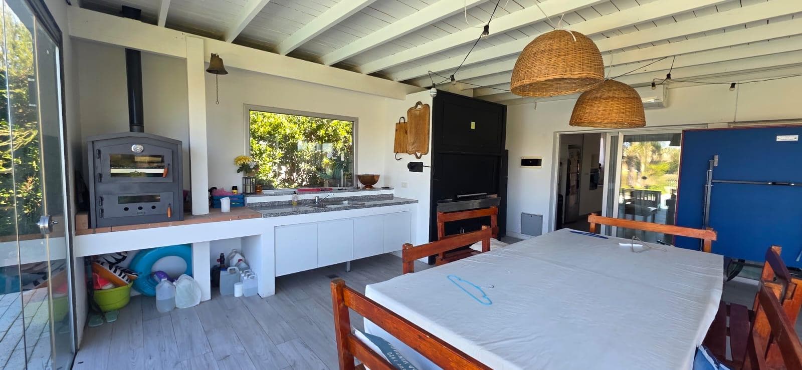 Annual Rental: 5-Bedroom House in La Laguna, San Benito Neighborhood, Villanueva Tigre