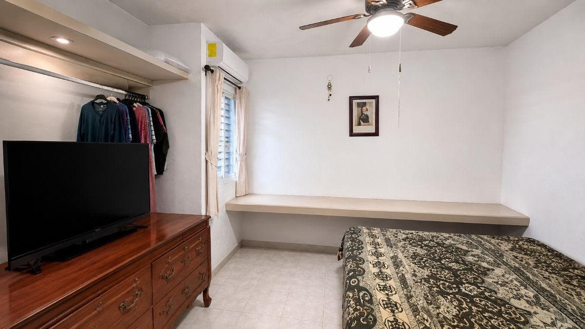 HOUSE FOR SALE IN SANTA FE WITH SECURITY SYSTEM
