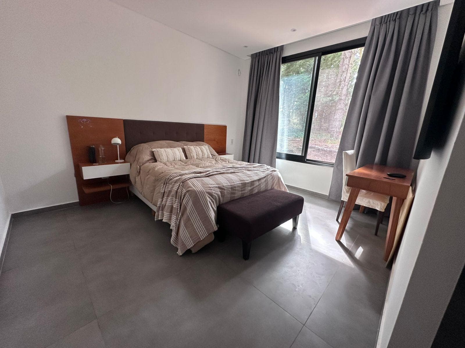 Modern 4-room house for rent in Mar de las Pampas
