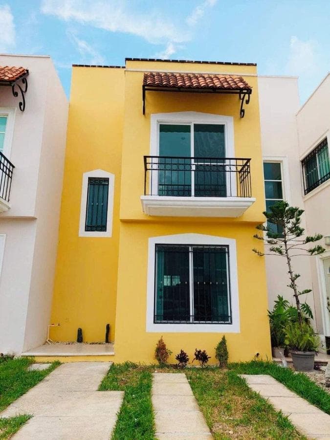 HOUSE FOR SALE IN GRAN SANTA FE 3, SECURE GATED COMMUNITY
