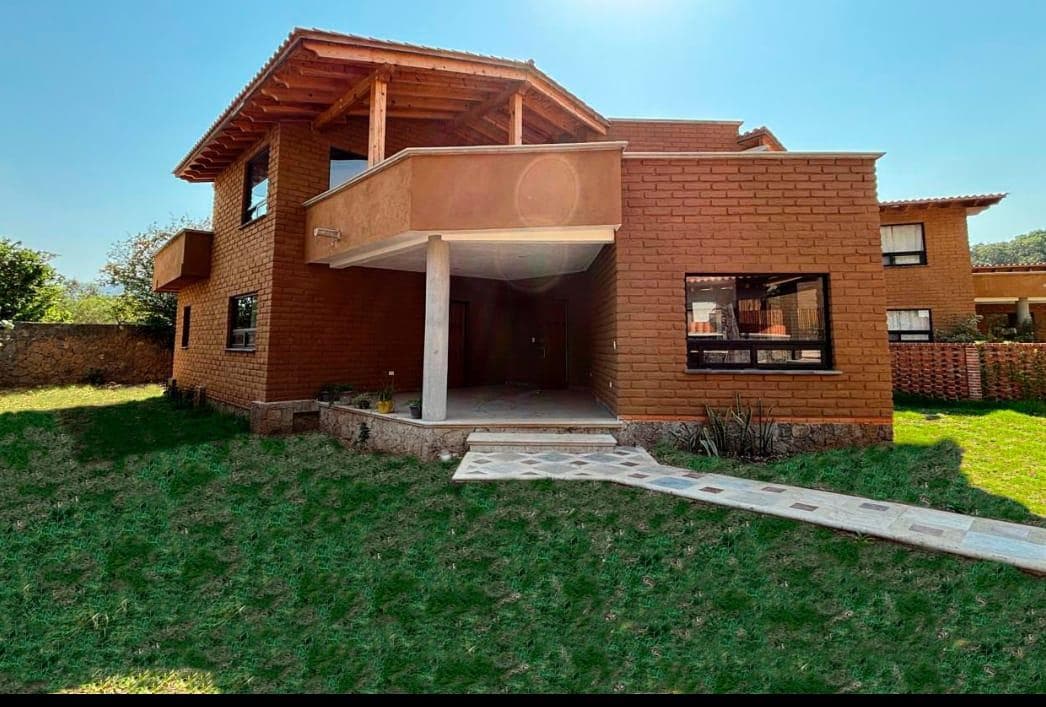 House for Sale in Tepoztlán
