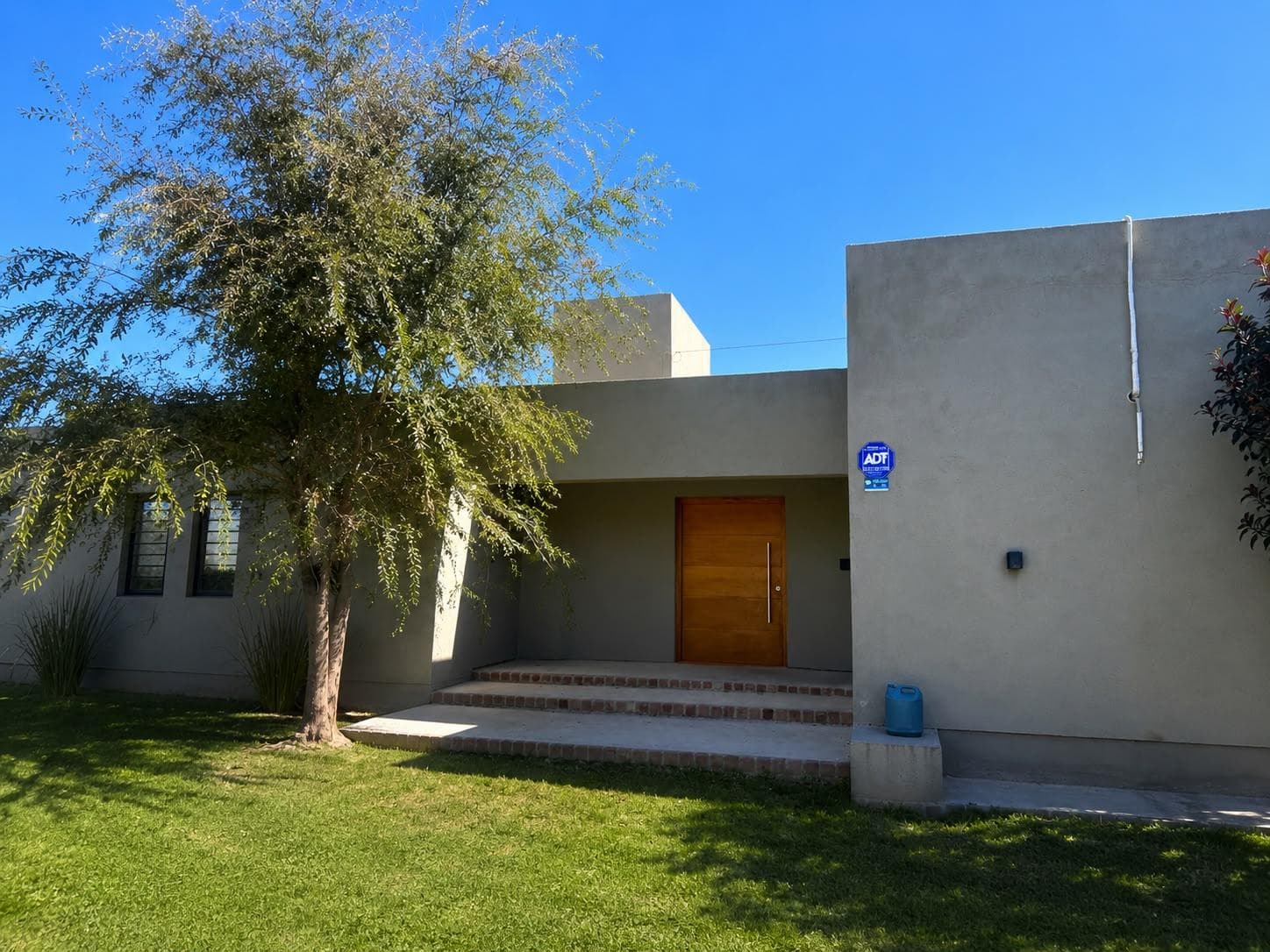 TERUEL 684 | Exclusive Modern Residence in Villa Allende Golf