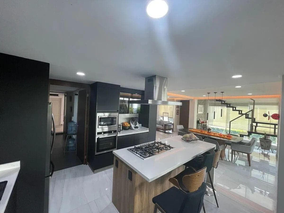 Newly Remodeled Condominium Unit for Sale in San Lorenzo Huipulco