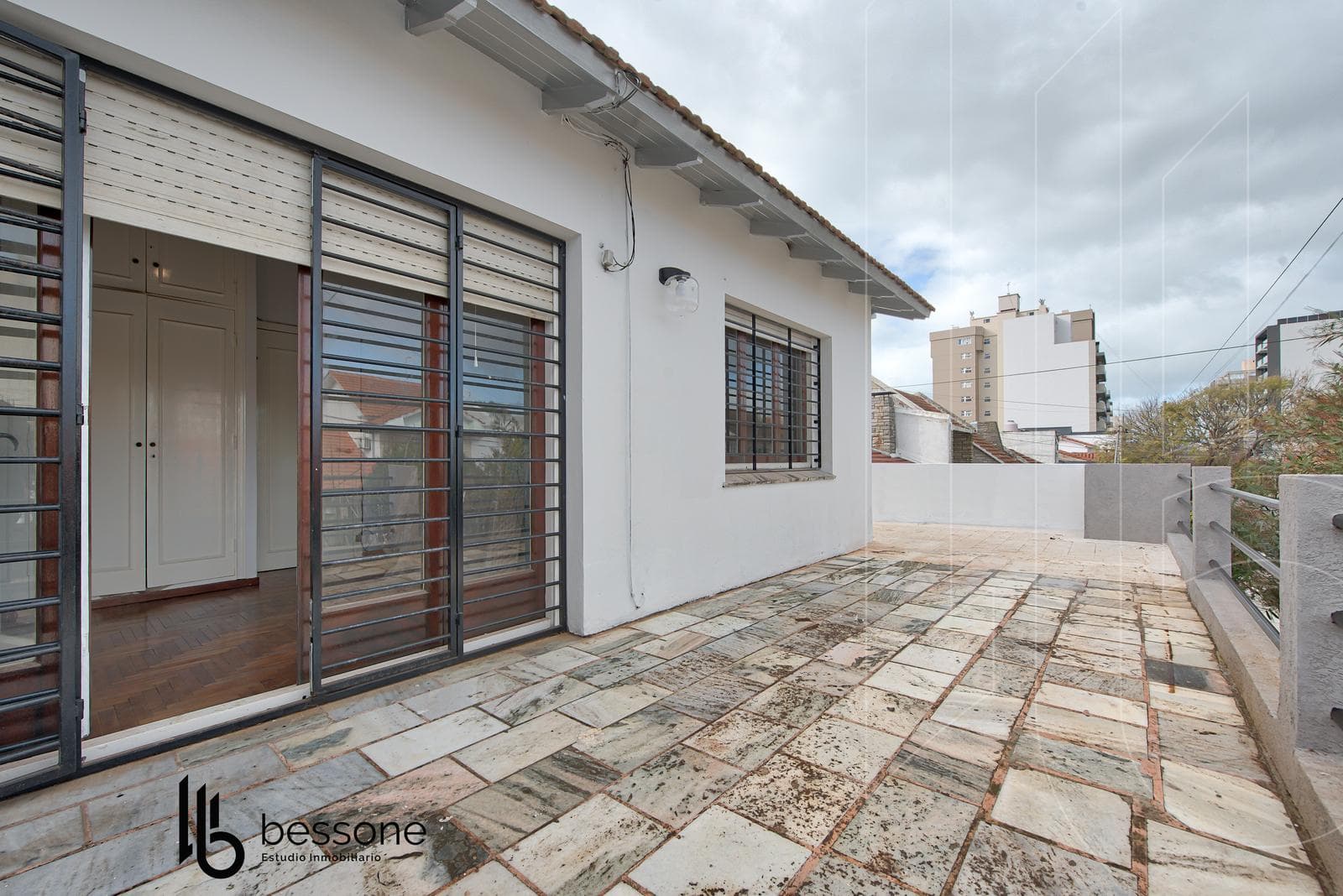 House in La Perla