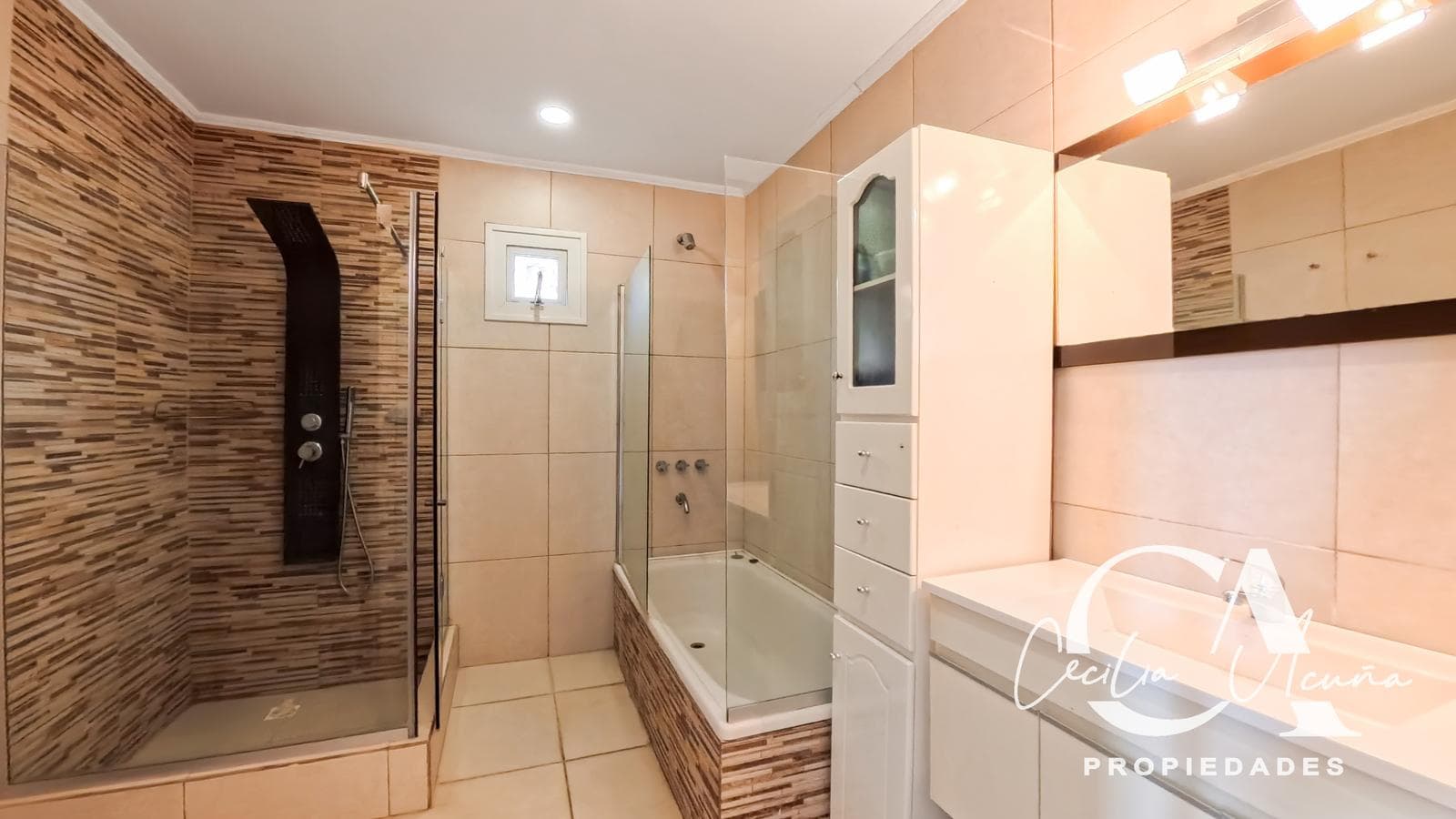 House for Sale in La Laguna