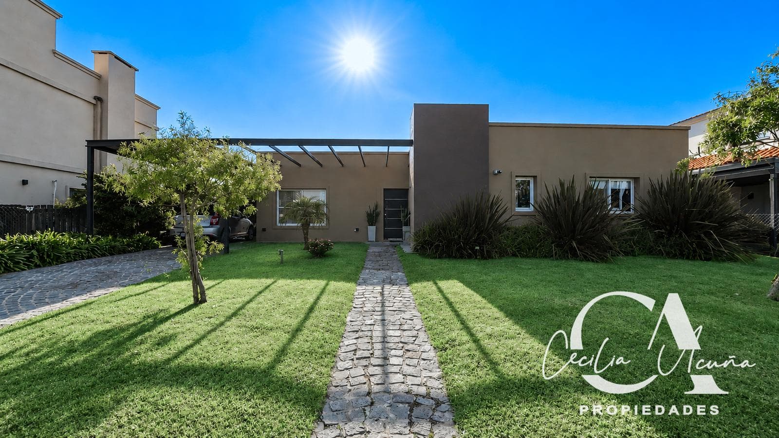 House for Sale in La Laguna