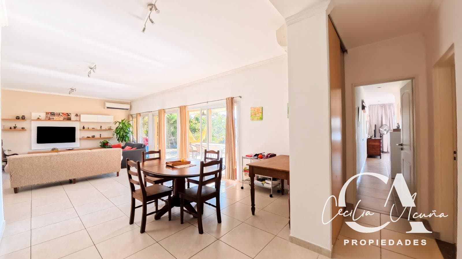 House for Sale in La Laguna