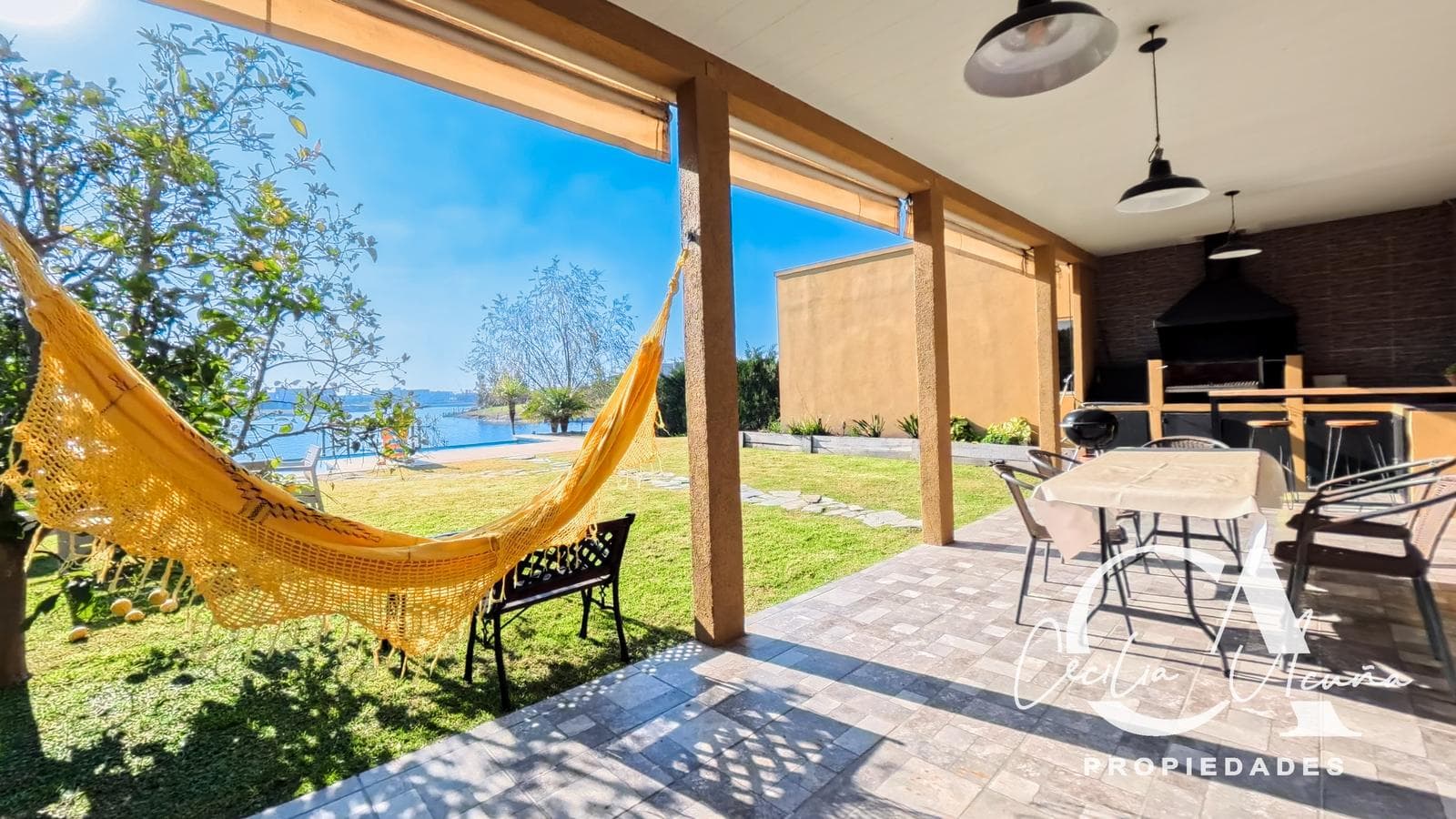 House for Sale in La Laguna