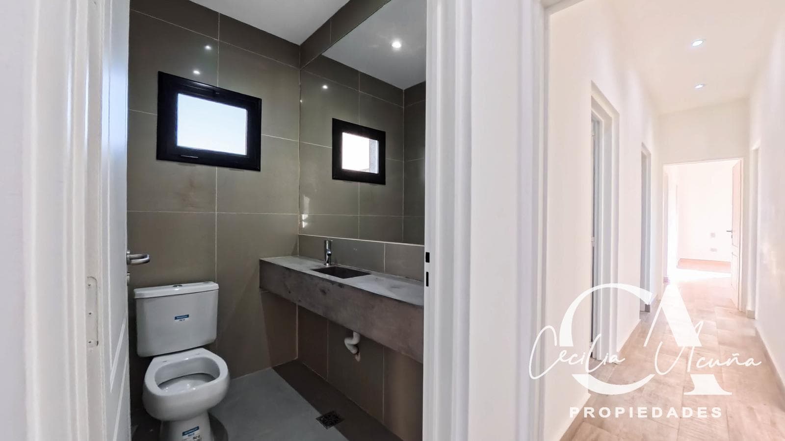 House for Sale in Country San Sebastian