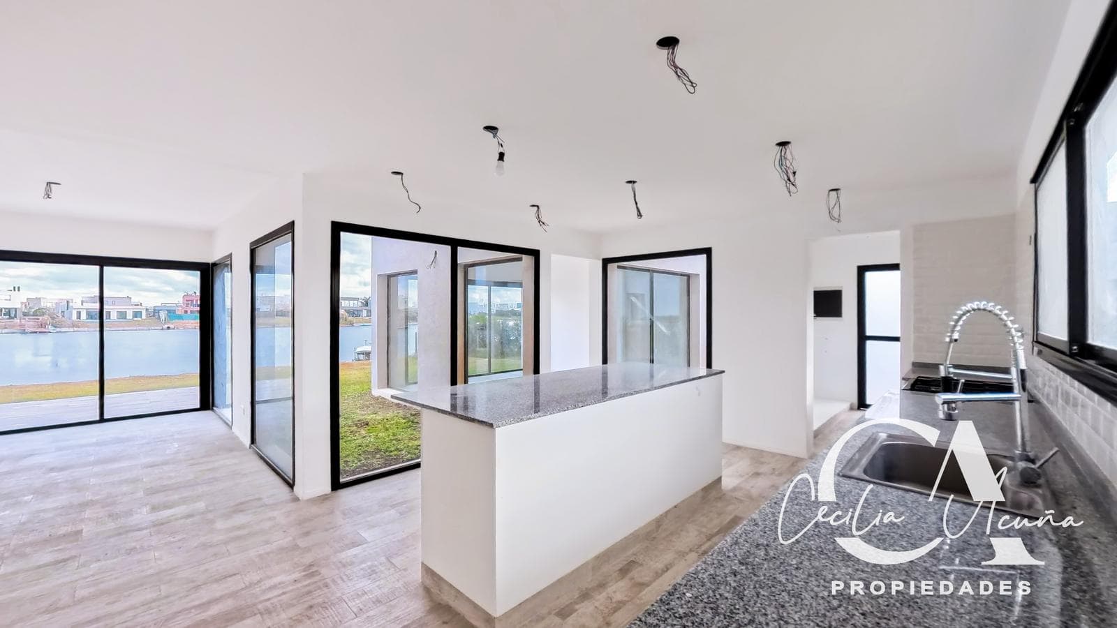 House for Sale in La Laguna, San Sebastián