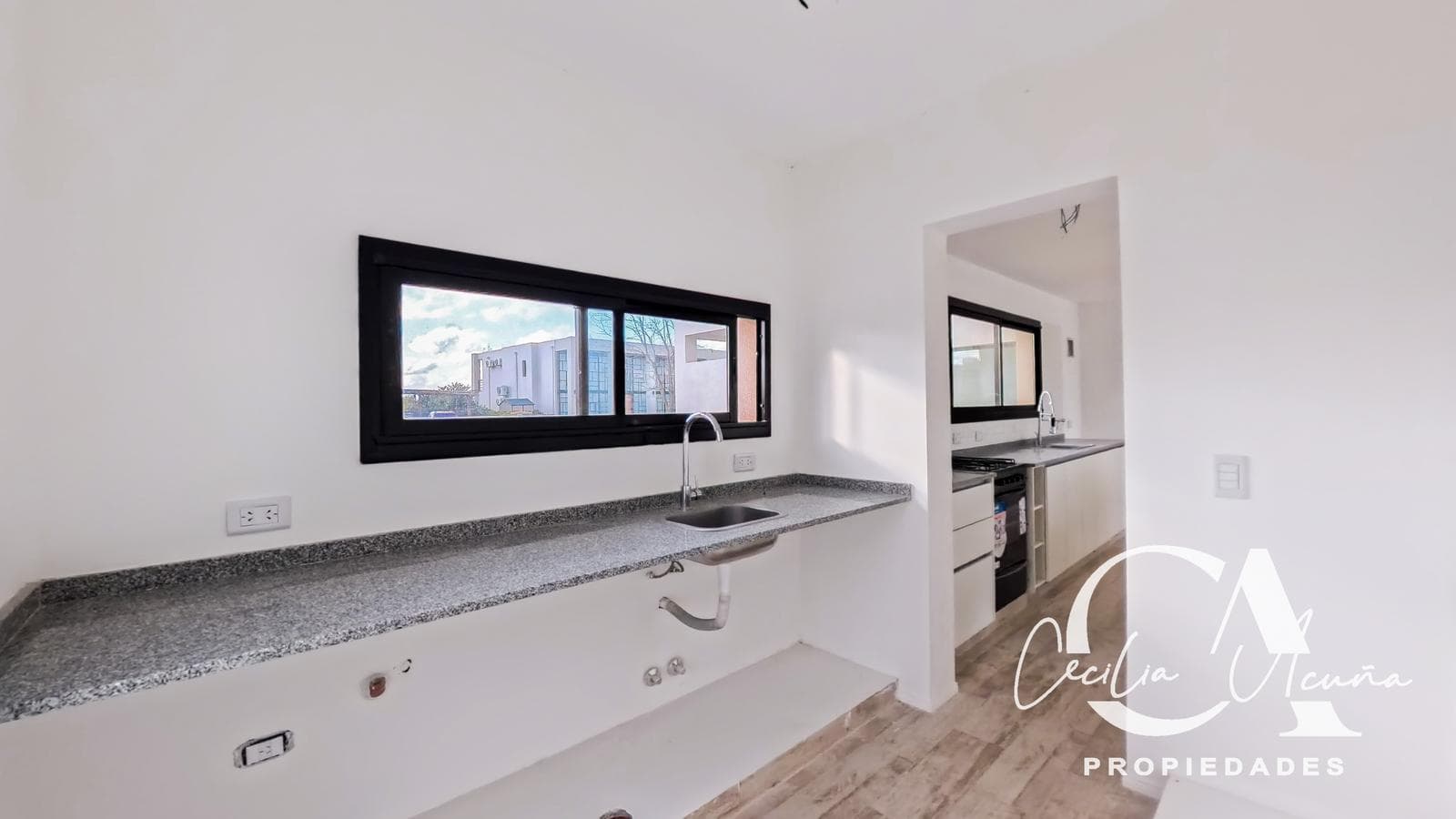 House for Sale in La Laguna, San Sebastián