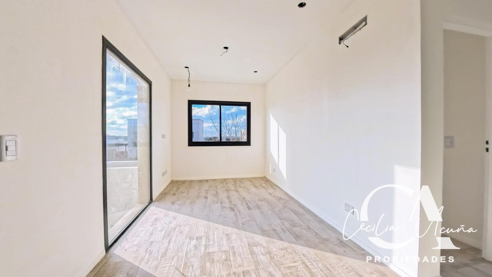 House for Sale in La Laguna, San Sebastián