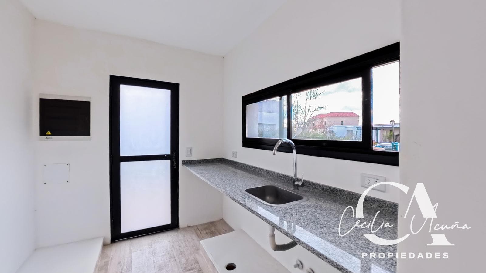 House for Sale in La Laguna, San Sebastián