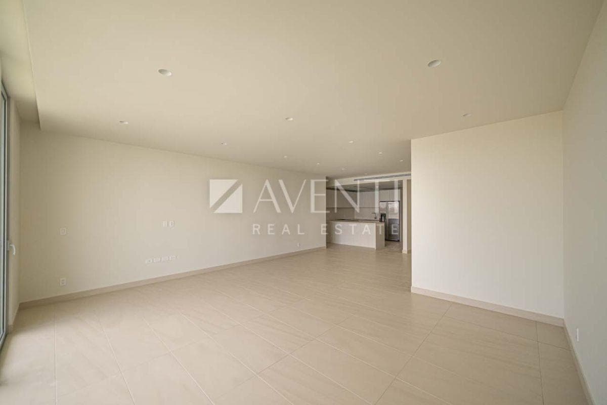 Apartment for Sale, Sls Marina Beach Condos, Cancún.