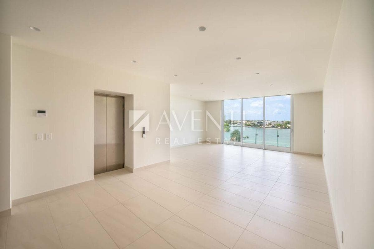 Apartment for Sale, Sls Marina Beach Condos, Cancún.