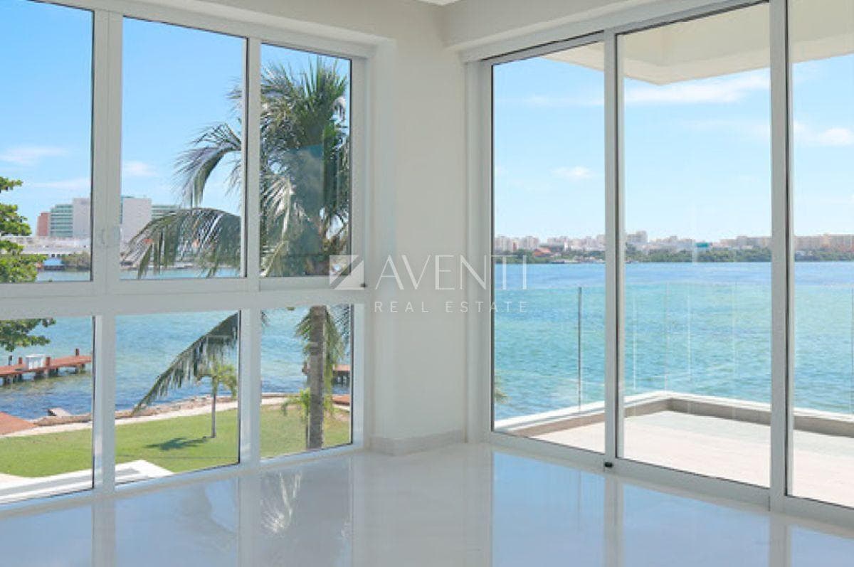 Apartment for sale, Isla Dorada, Cancún, Quintana Roo.