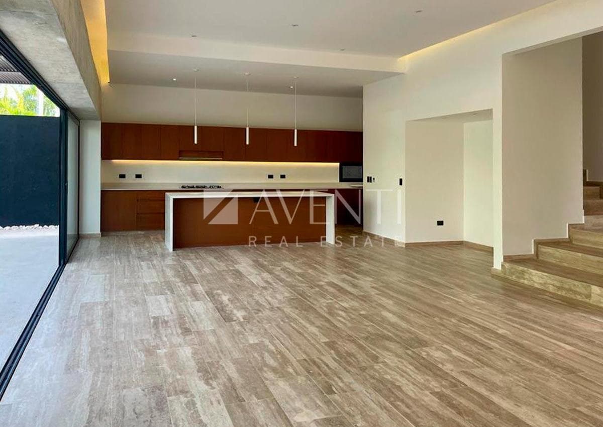 House for Sale, Lagos del Sol Residential Community, Cancún, Quintana Roo.