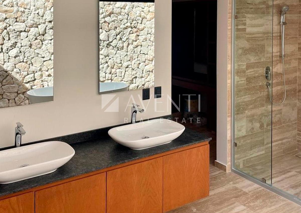 House for Sale, Lagos del Sol Residential Community, Cancún, Quintana Roo.