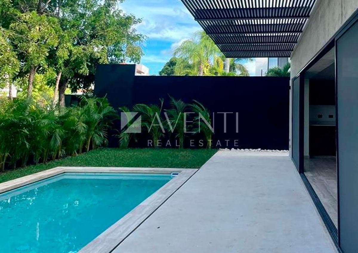 House for Sale, Lagos del Sol Residential Community, Cancún, Quintana Roo.