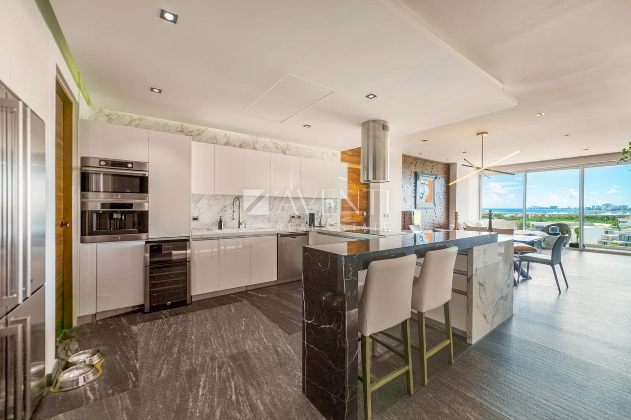 Apartment for Sale, Riva, Puerto Cancún, Cancún