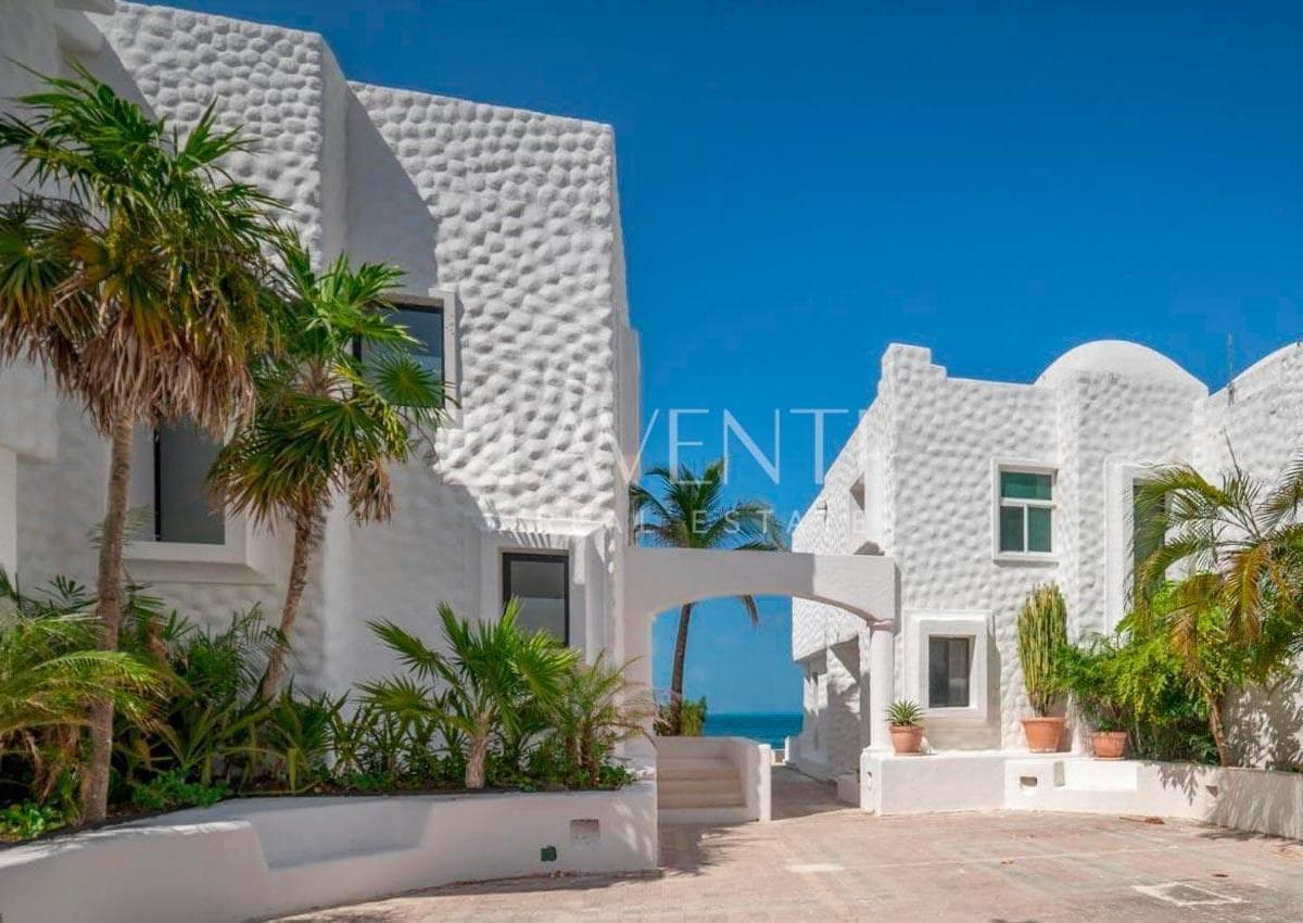 Furnished house for sale, Pez Volador, Hotel Zone, Cancún.