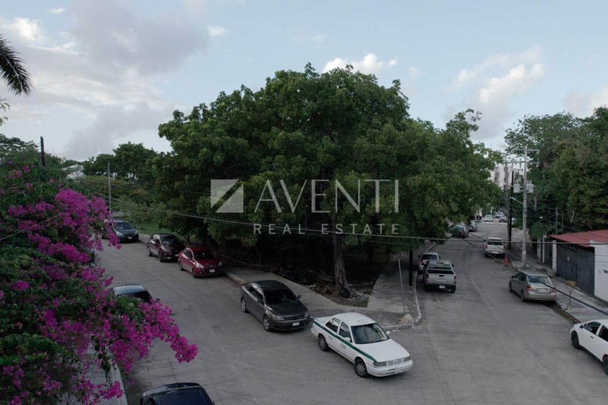 Mixed-use land for sale in SM3 in downtown Cancún