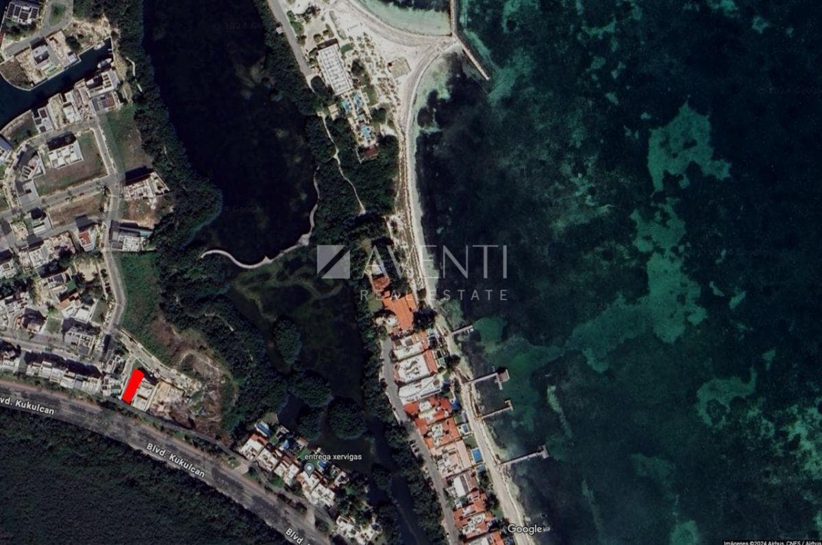 Lot for Sale, Laguna I, Puerto Cancún, Quintana Roo.