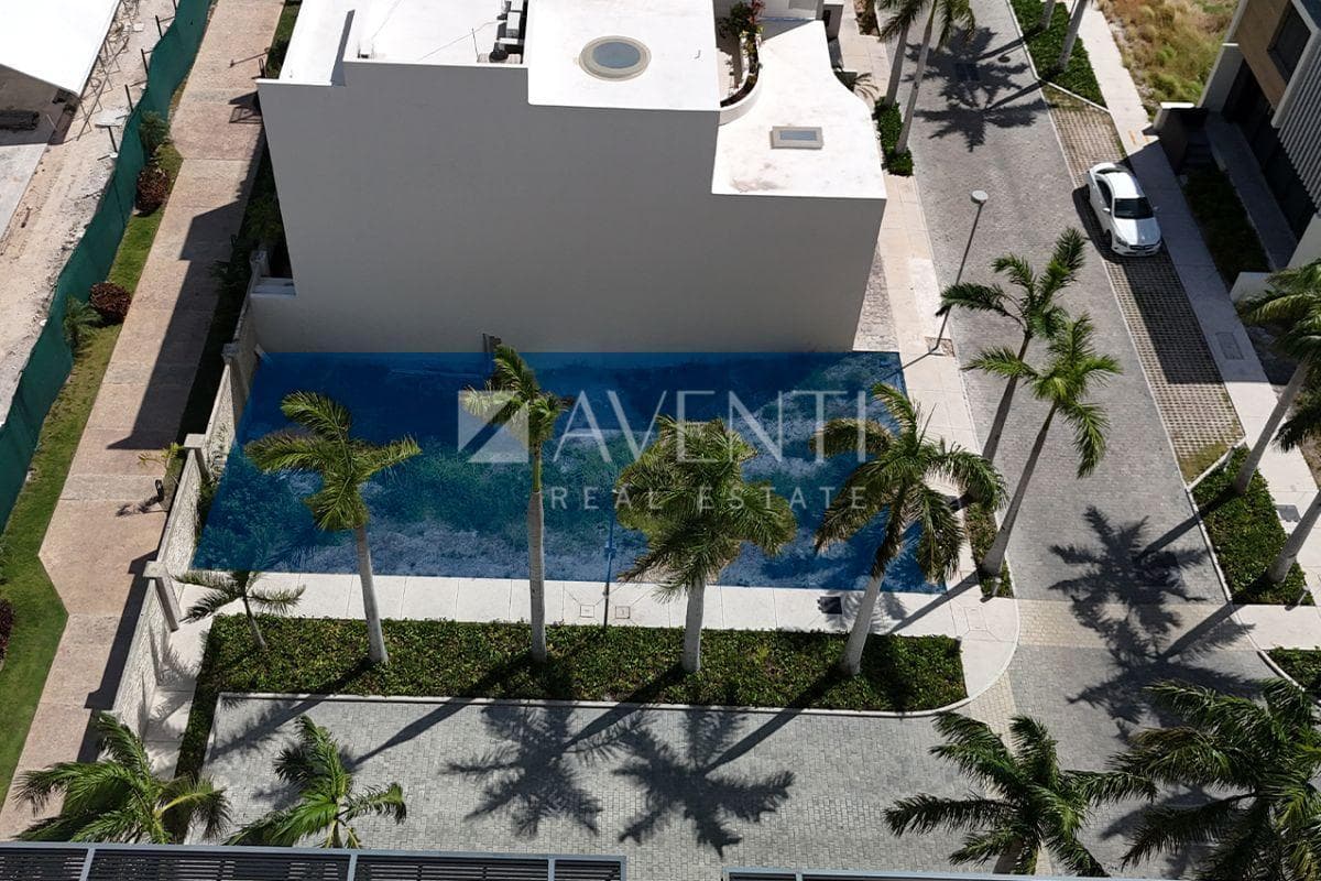 Residential Land for Sale, La Marina, Puerto Cancún